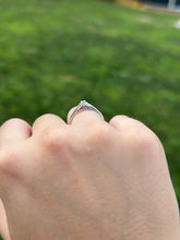 Load image into Gallery viewer, 10K Diamond Ring
