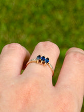 Load image into Gallery viewer, 10K Sapphire Ring
