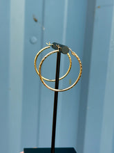 Load image into Gallery viewer, 10K Hoop Earrings