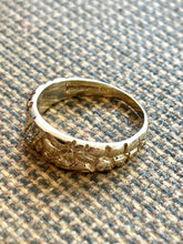 Load image into Gallery viewer, 14K Nugget Diamond Ring