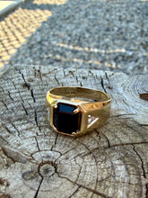 Load image into Gallery viewer, 10K Onyx Ring