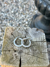 Load image into Gallery viewer, 10K WG Hoop Earrings