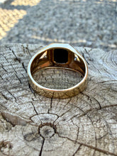 Load image into Gallery viewer, 10K Onyx Ring