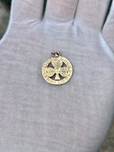Load image into Gallery viewer, 9K Ireland Clover Pendant