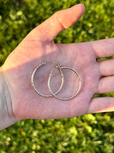 Load image into Gallery viewer, 10K Hoop Earrings
