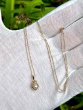 Load image into Gallery viewer, 10K Pearl Necklace