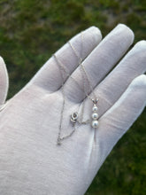 Load image into Gallery viewer, 10K Faux Pearl Necklace