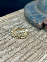 Load image into Gallery viewer, 10K Puzzle Ring