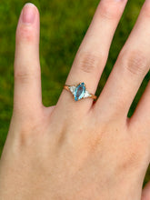 Load image into Gallery viewer, 10K Blue Topaz Ring