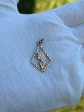 Load image into Gallery viewer, 10K Mother Mary Pendant