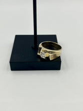 Load image into Gallery viewer, 10K Diamond Ring