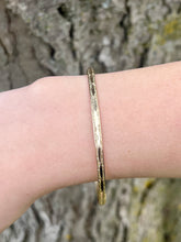 Load image into Gallery viewer, 10K Yellow Bangle