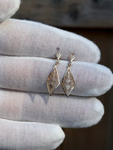 Load image into Gallery viewer, 10K Dangle Earrings