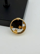 Load image into Gallery viewer, 10K Circle Star Pendant