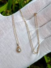 Load image into Gallery viewer, 10K Pearl Necklace