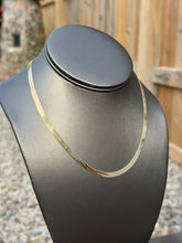 Load image into Gallery viewer, 14K Herringbone Chain