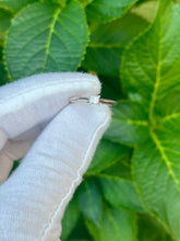 Load image into Gallery viewer, 10K Diamond Ring