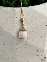 Load image into Gallery viewer, 10K Opal Diamond Necklace
