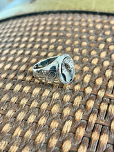 Load image into Gallery viewer, Sterling Silver Pharaoh Ring
