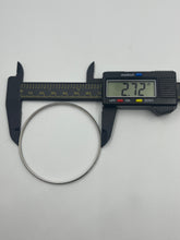 Load image into Gallery viewer, 10K White Bangle