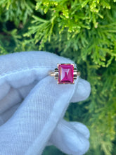 Load image into Gallery viewer, 10K Ruby Ring