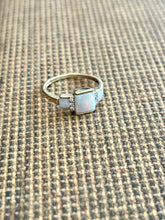 Load image into Gallery viewer, 10K Opal Diamond Ring