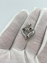 Load image into Gallery viewer, 10K Diamond Heart Pendant