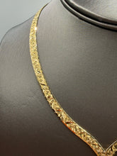 Load image into Gallery viewer, 14K Diamond Cut Chain