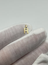 Load image into Gallery viewer, 10K Letter Charms