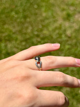 Load image into Gallery viewer, 14K Jaguar Sapphire Ring