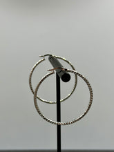 Load image into Gallery viewer, 10K WG Hoop Earrings