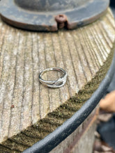 Load image into Gallery viewer, 10K Diamond Ring