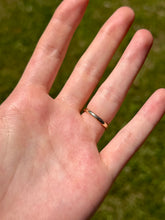 Load image into Gallery viewer, 14K Jaguar Sapphire Ring