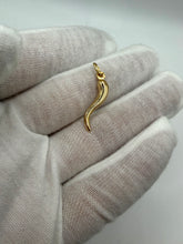 Load image into Gallery viewer, 14K Cornicello Horn