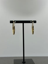 Load image into Gallery viewer, 10K Two-Tone Hoop Earrings
