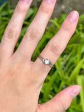 Load image into Gallery viewer, 10K White Gold Diamond Ring