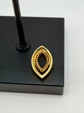 Load image into Gallery viewer, 10K Oval Diamond Pendant