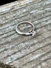 Load image into Gallery viewer, 10K Diamond Ring