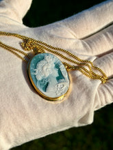 Load image into Gallery viewer, 18K Blue Agate Cameo