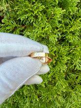 Load image into Gallery viewer, 10K Diamond ring