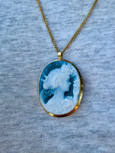 Load image into Gallery viewer, 18K Blue Agate Cameo