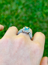 Load image into Gallery viewer, 14K Aquamarine & Diamond Ring