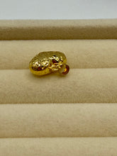 Load image into Gallery viewer, 18K Heart Pendant