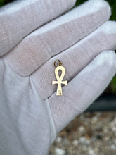 Load image into Gallery viewer, 10K Ank Cross