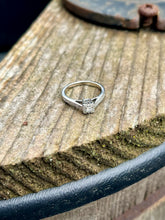 Load image into Gallery viewer, 14K Diamond Ring