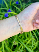 Load image into Gallery viewer, 10K Mesh Link Bracelet
