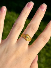 Load image into Gallery viewer, 22K Heart Ring
