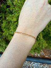 Load image into Gallery viewer, 10K Figaro Bracelet
