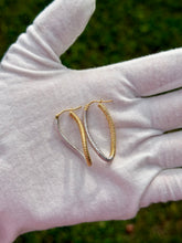 Load image into Gallery viewer, 10K Twisted Hoop Earrings
