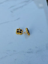 Load image into Gallery viewer, 18K Clover Earrings
